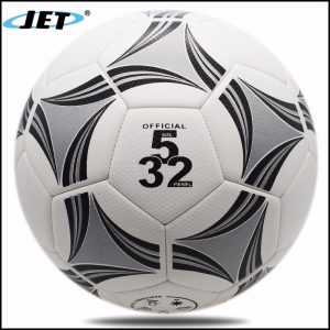 Striker 2019 Football good quality