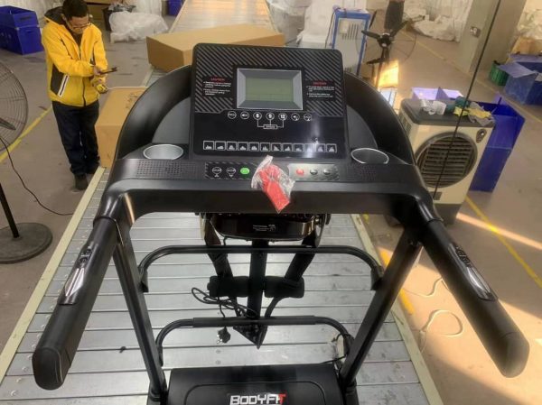 BF11360D Bodyfit 2.5 treadmill with massage